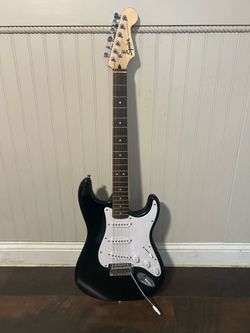 Squire Fender Stratocaster Electric Guitar