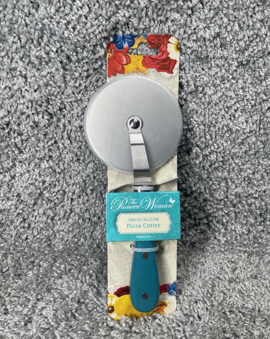 The Pioneer Woman Pizza Cutter Frontier Collection Blue 9 1/2”L 4" Wheel New