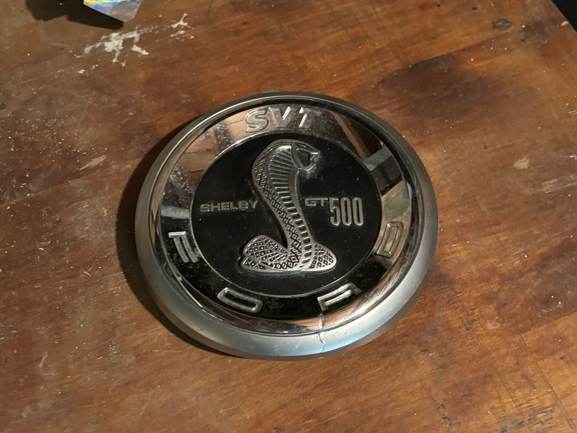 Mustang Shelby GT500 rear deck panel Logo