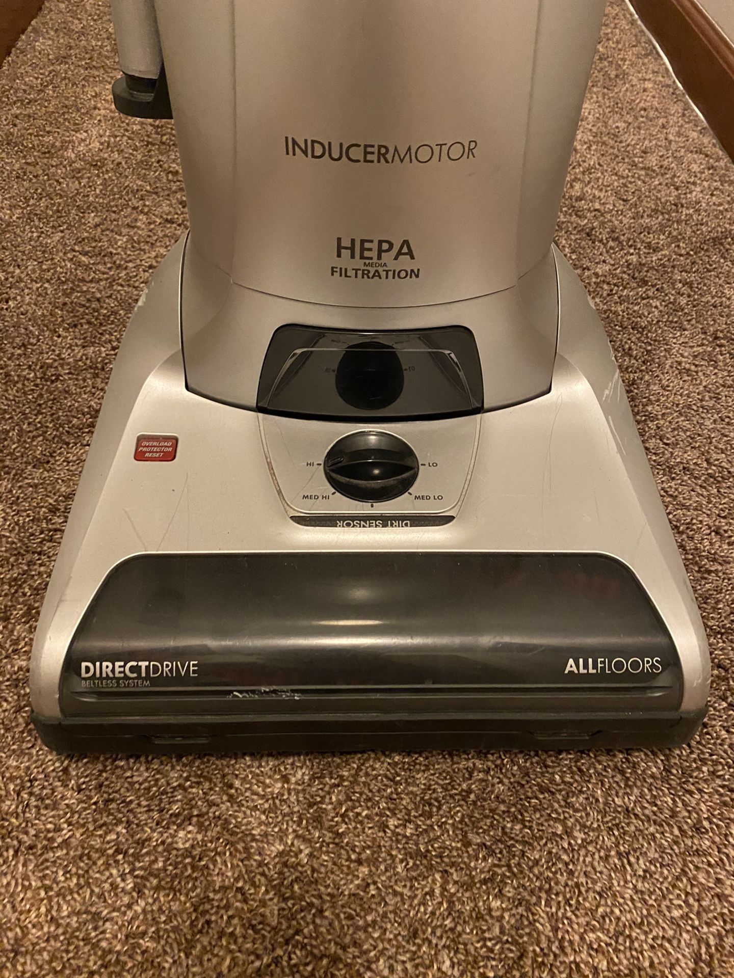 Kenmore Elite All Floors Vacuum With Extra Attachments for Sale in Lake