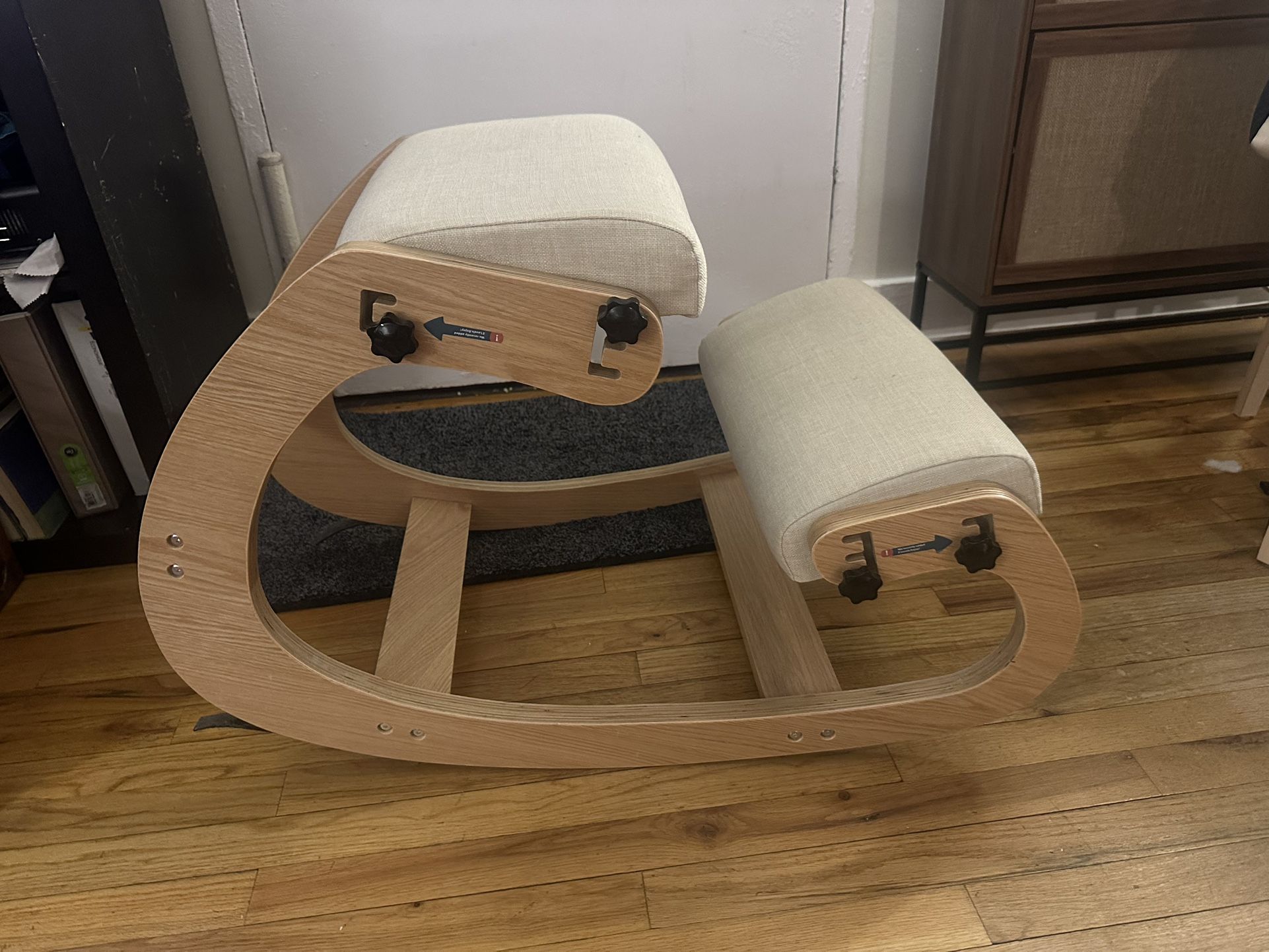 Barely Used Ergonomic Kneeling Chair