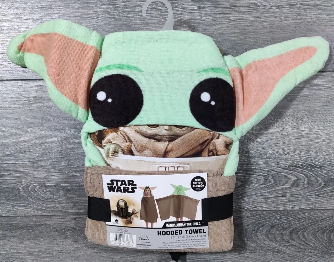 Star Wars Bath Towel Boys One SZ Fits Most Baby Yoda The Mandalorian Hooded NEW