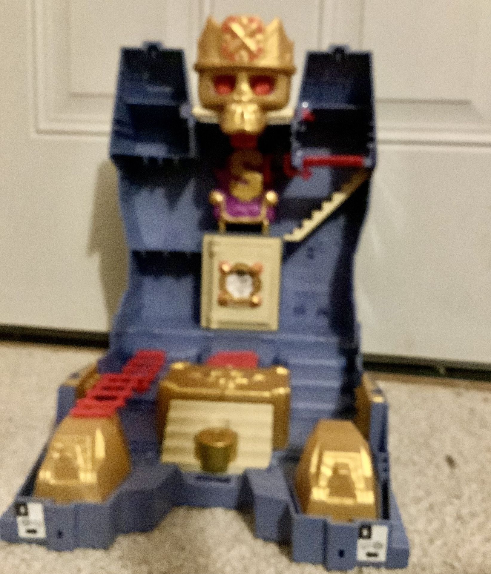 Treasure X Treasure Tomb