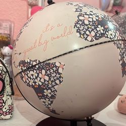 Moveable Floral Globe 