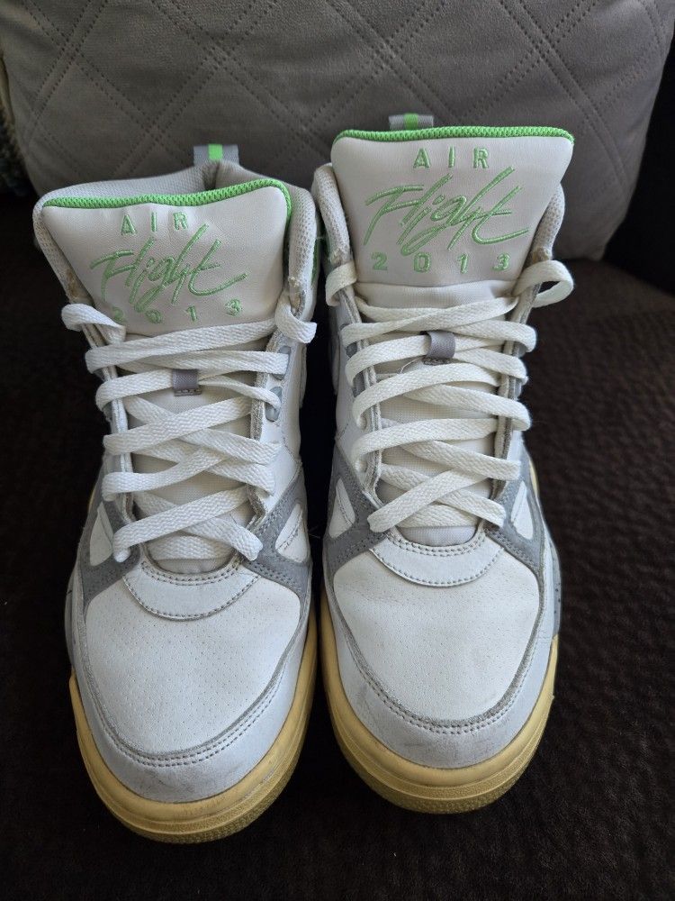 Nike Air Flight 2013 Men's Size 8.5 Shoes 