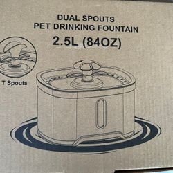 Brand new pet drinking fountain with filters