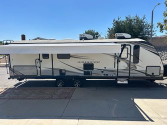Jayco 2022 29BH Whitehawk travel trailer