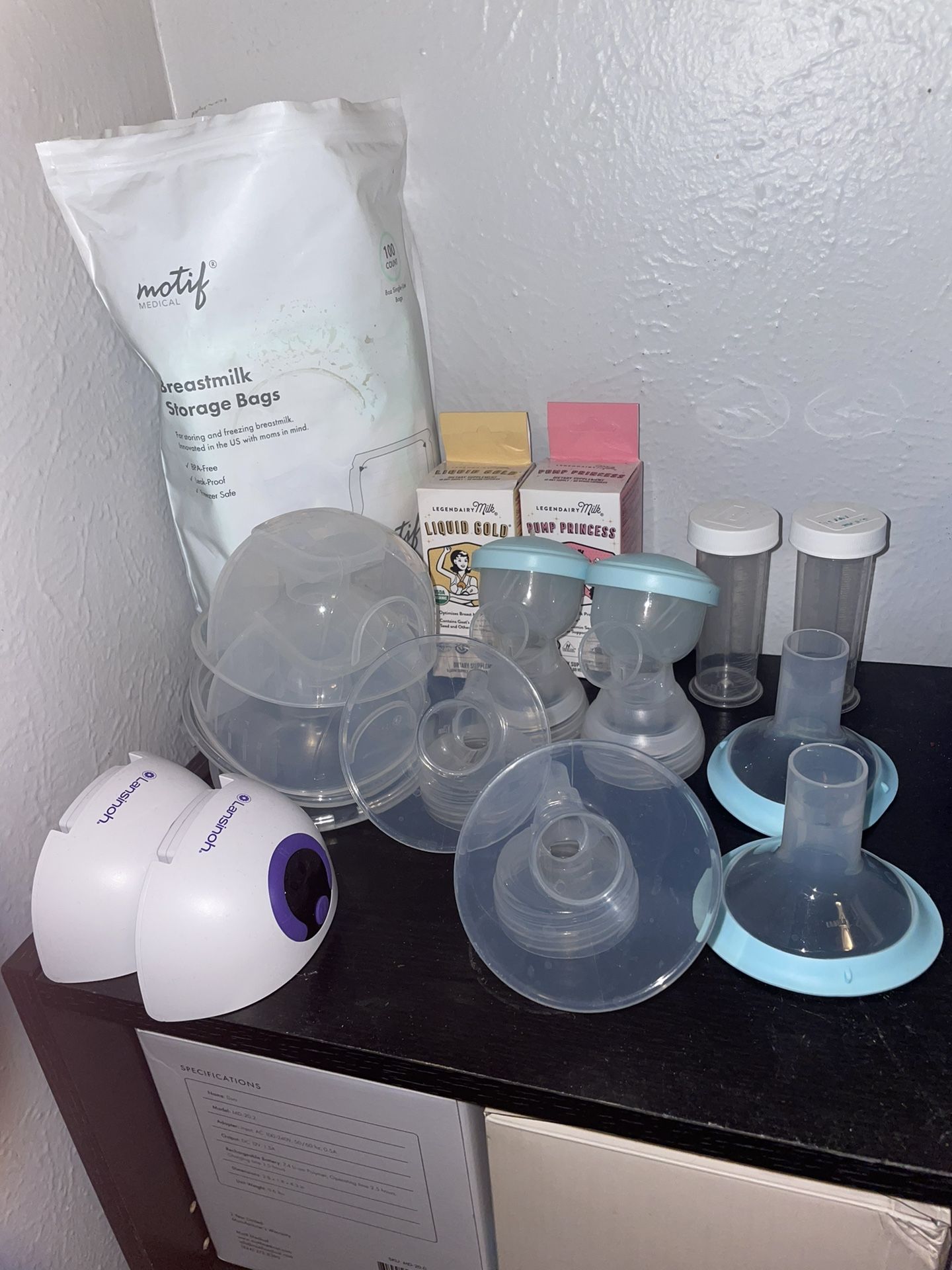 breast pumps & breast feeding supplies