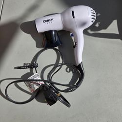 Conair 1875 hair dryer + 1 attachment