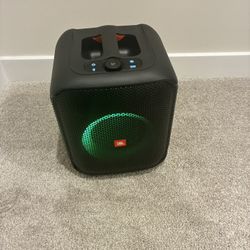 JBL Partybox Encore Essential Boombox Black Bass Boost Lighting