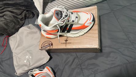 Adidas jelly