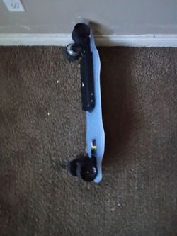 Electric skateboard