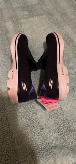 Skechers Slip-On Sneakers with Tags