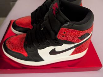 Nike Air Jordan 1 Retro High OG Wmns Size 7