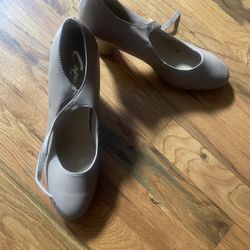 Capezio Tap Heels (Tan, Never Worn)