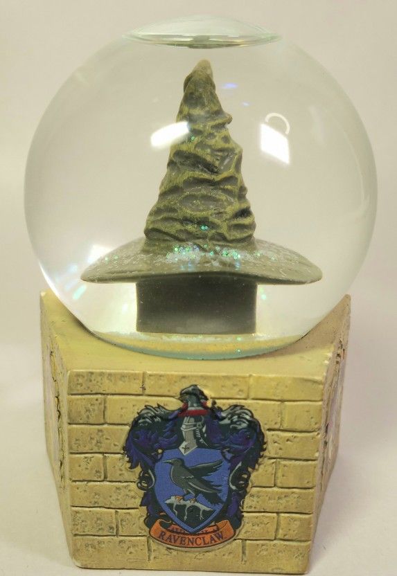 Universal Studios Orlando Wizarding World Of Harry Potter Sorting Hat Snow Globe
