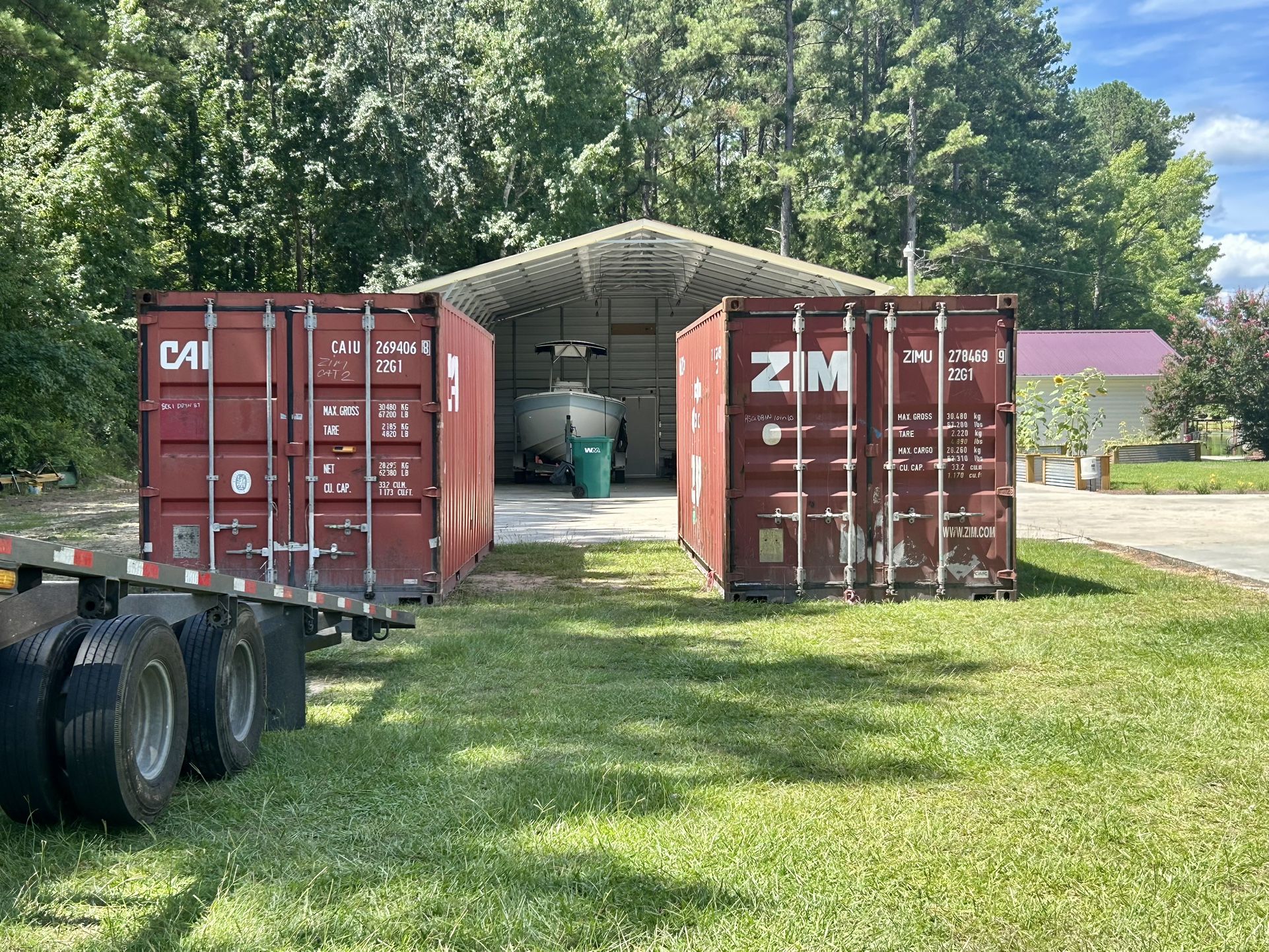 (2) 20ft CW Shipping Containers