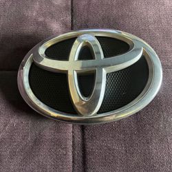 Toyota Emblem