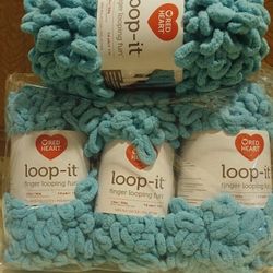 RED HEART Loop-It Yarn, Everybody In The Pool