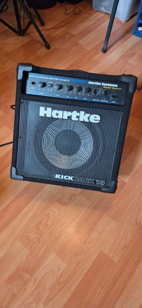 Hartke HA1200 Bass Amp Combo
