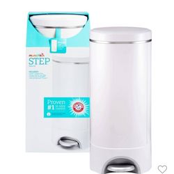 Munchkin Step Diaper Paul Powered By Arm & hammer