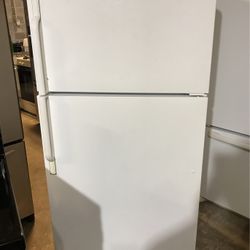 Maytag Refrigerator Top Freezer White 