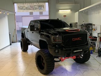 AzcustomzLLC