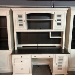 Beautiful Solid Wood Desk Set With Hutch and 2 Bookshelves