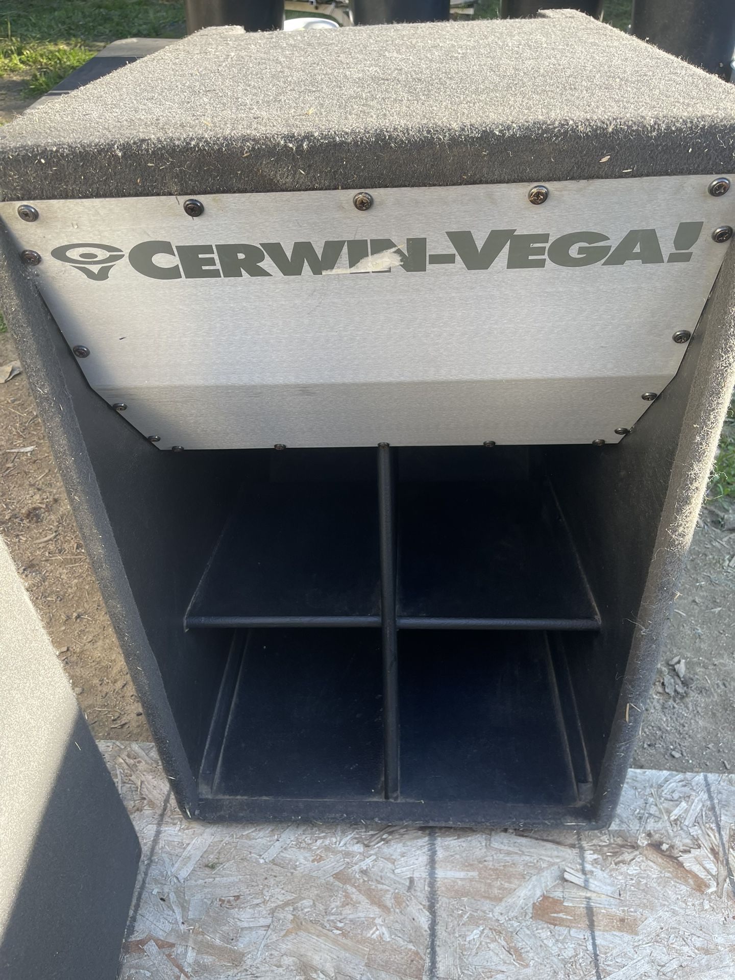 Cerwin Vega SL-36 Passive Earthquake Base Speakers, 18 Inch $225