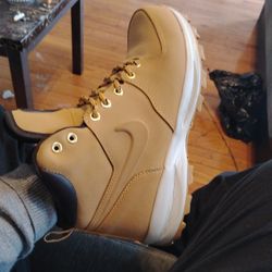 Nike Manoa Boots 