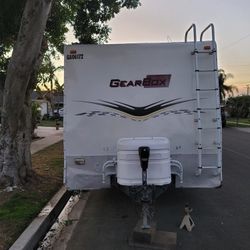 2006 Fleet wood Gear box