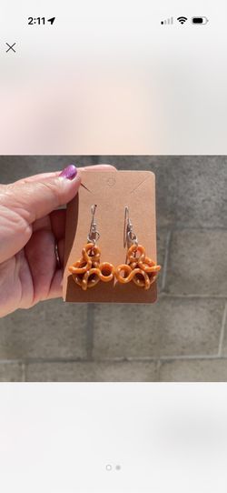 Disney Pretzel Earrings 