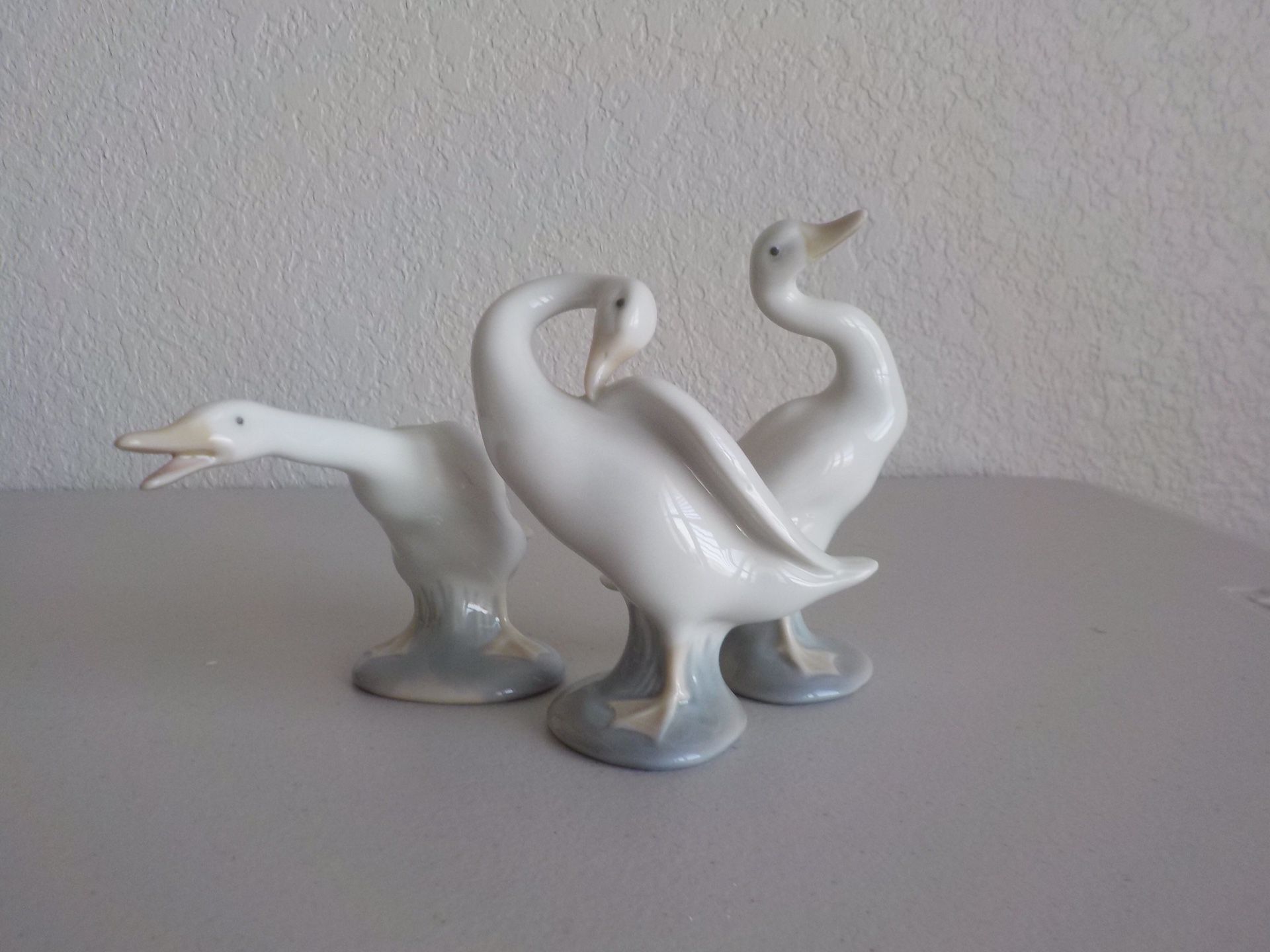 Lladro set of 3 Geese Figurines