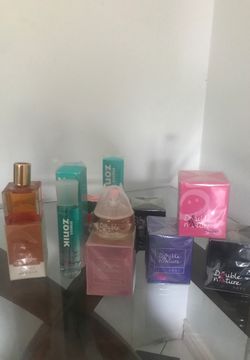 Variedad de perfumes JAFRA