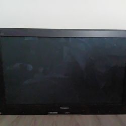 Panasonic TH-50PE700U Plasma TV 55 Inch 