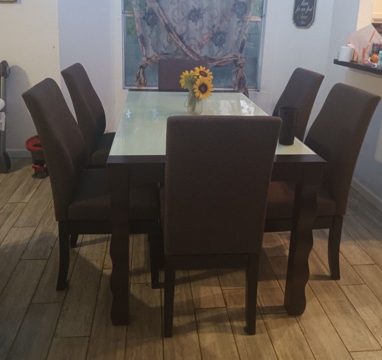 Kitchen Table