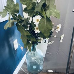 XL Clear Glass Vase With Flowers