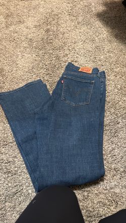 Women’s Levi’s size 8