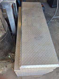 Duralast tool box