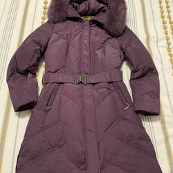 Never Used Woman’s Winter Jacket With Real Fur Fit As Size s