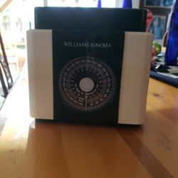 Williams Sonoma Kitchen Scale