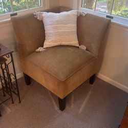Corner Chair 
