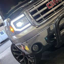 Car Led Headlights Kit Model H11 9005 9006 9012 H1 H4 H7 H13 9007 H13 5202 COMPLETE KIT 2 BULBS for:
Headlights, Low beam, High beam, DRL or Foglights