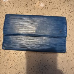 Authentic Used Blue Louis Vuitton Epi Wallet