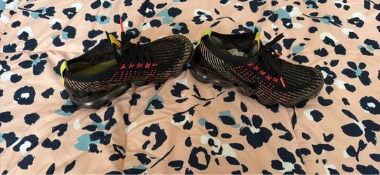 Nike Air VaporMax Flyknit Sneakers