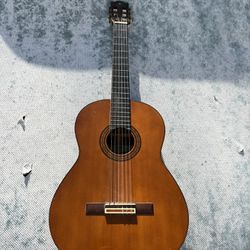 Yamaha G-235 Classic Guitar 