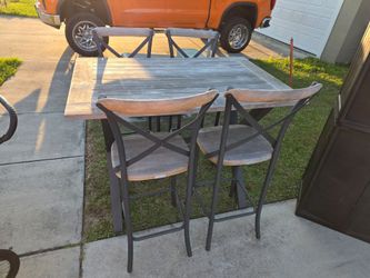GardenArt Outdoor Bar Height Table and 4 Chairs Set