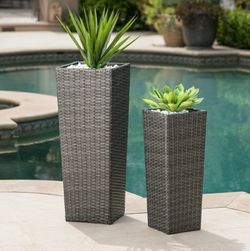 2 Piece Set Wicker Planter, Flower Pots, Garden
