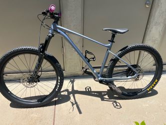 🚵 Giant Fathom 1 Mountain Bike – Size Large