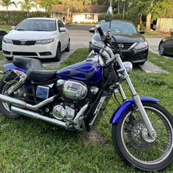 2005 Honda Shadow